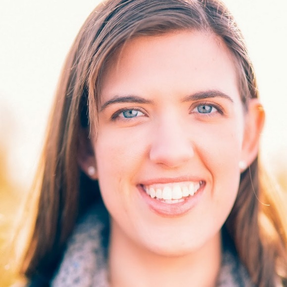 Meet your Posher, Karen - Picture 1 of 1